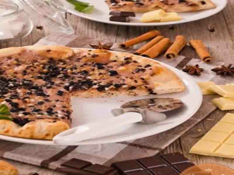 Chocolate pizza (the funniest recipe) - Recipes for Kids